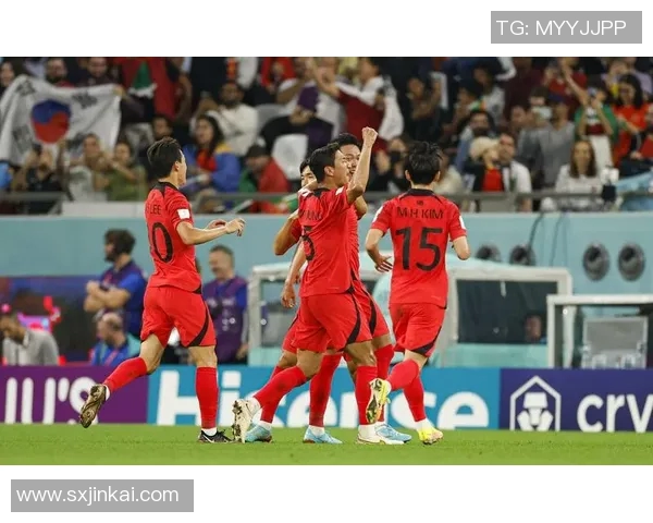 李芳专访回顾足球历程与欧冠荣耀背后的故事与启示