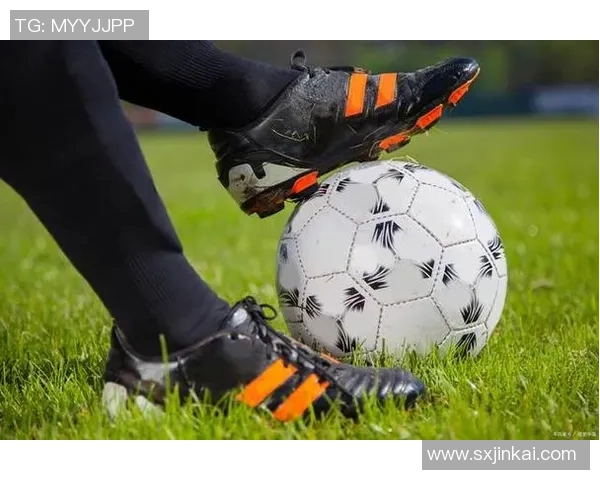 篮球装备选购指南护膝推荐与欧冠足球装备搭配技巧分享